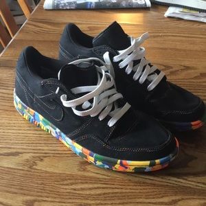 NWOT Nike Court Force Low Multicolor Size 11